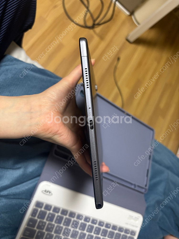 갤럭시 탭 LTE A7 라이트 64GB 판매합니다.--0